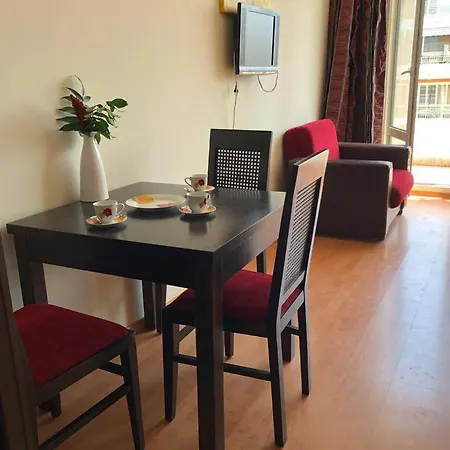 Studio в апарт-отеле гранд форт клуб Elenite