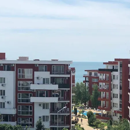 Studio в апарт-отеле гранд форт клуб Apartament Elenite