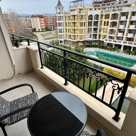 Sunny Complex U-dacha Słoneczny Brzeg