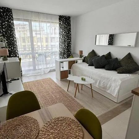 Apartment Sunny *
